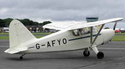 Stinson Voyageur.